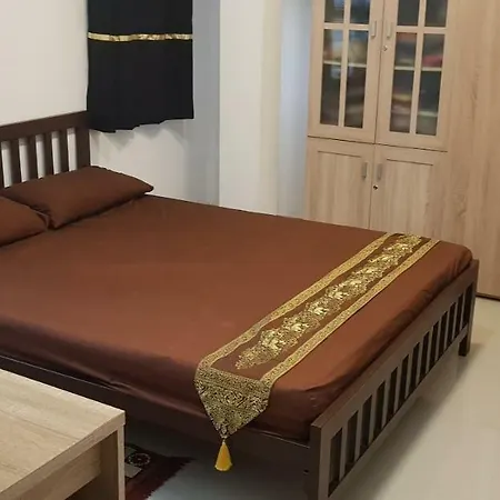 Sam'S Place